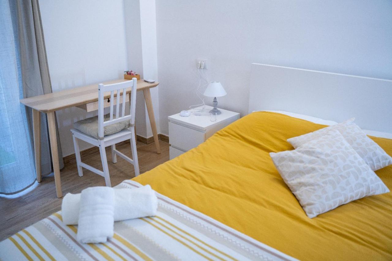 B&B Alighieri 97 Bari Exteriör bild